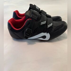Women’s Peloton Cycling Shoes Size 41 Like New